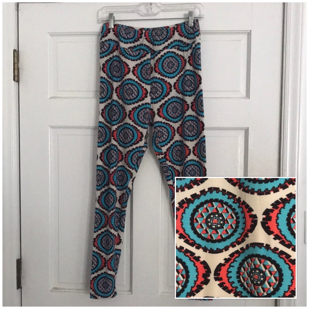 LULAROE Colorful Wheel Print LEGGINGS *Tall & Curvy (12-18)*